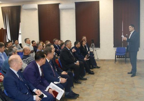 Башкирским пасечникам рассказали о  промышленном пчеловодстве